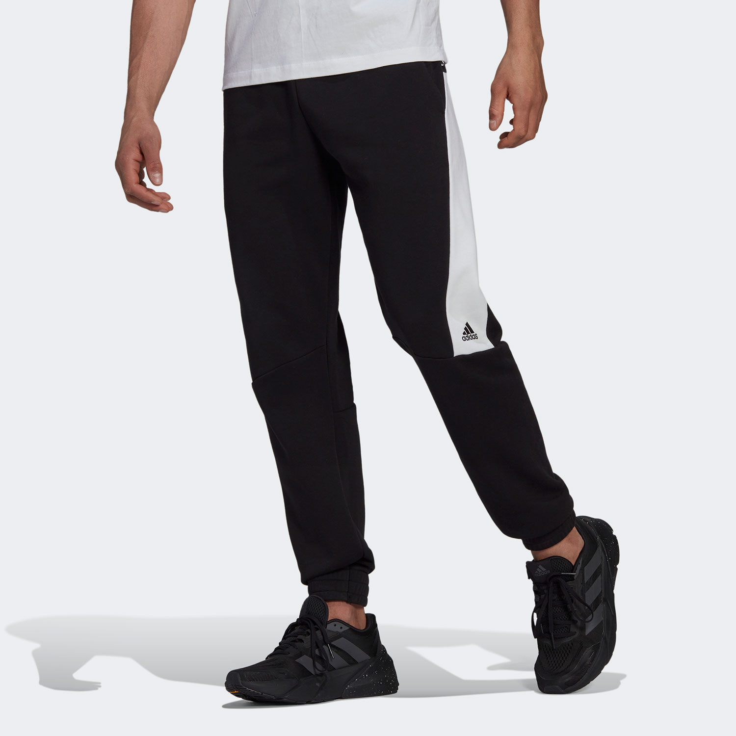 ADIDAS FUTURE ICONS EMBROIDERED BADGE OF SPORT PANTS ΜΑΥΡΟ