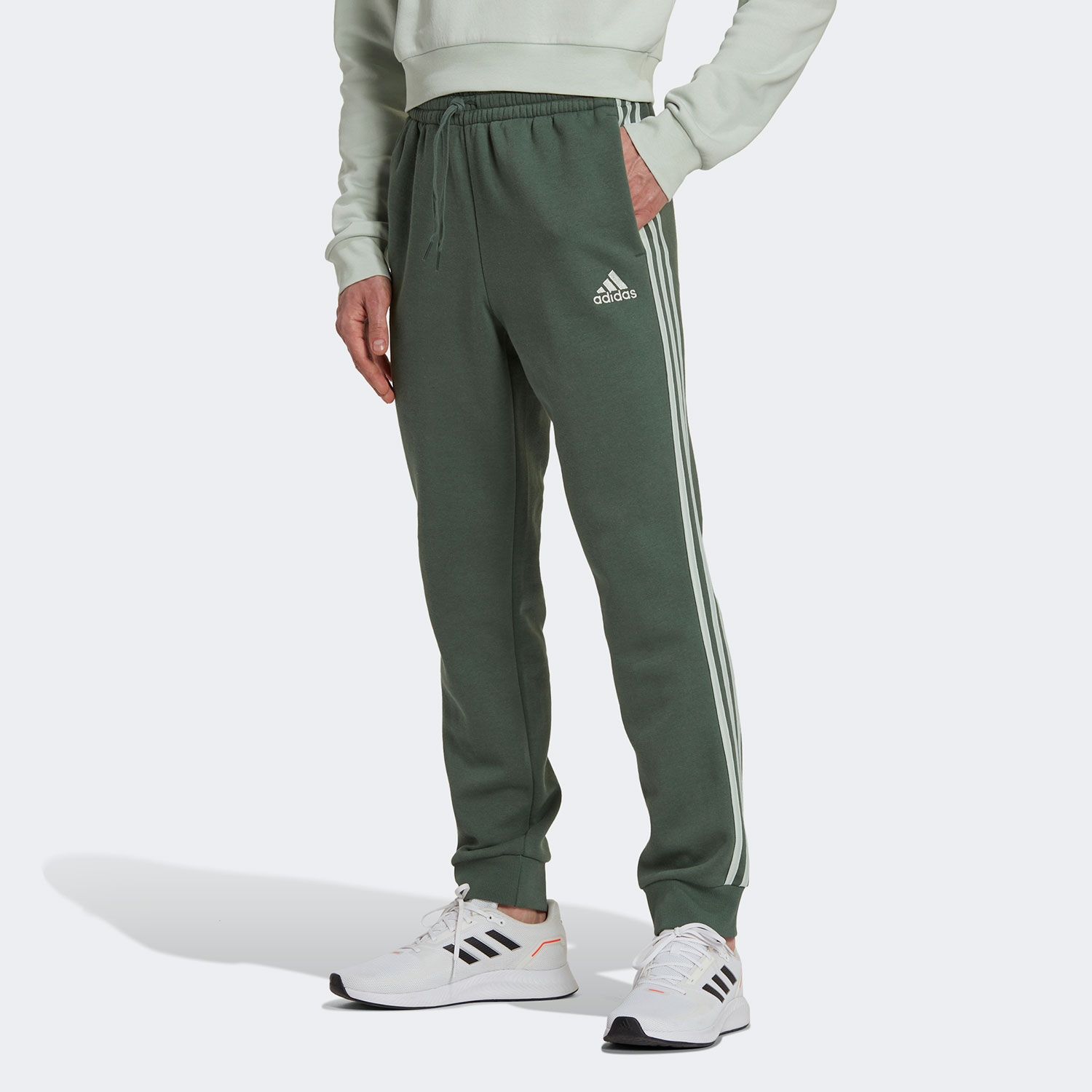 ADIDAS ESSENTIALS FRENCH TERRY TAPERED-CUFF 3-STRIPES PANTS ΠΡΑΣΙΝΟ